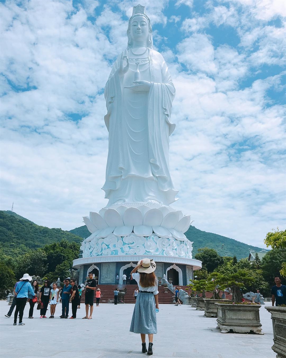 Linh ung Pagoda